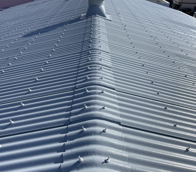 波型大波スレート　屋根塗装施工済み